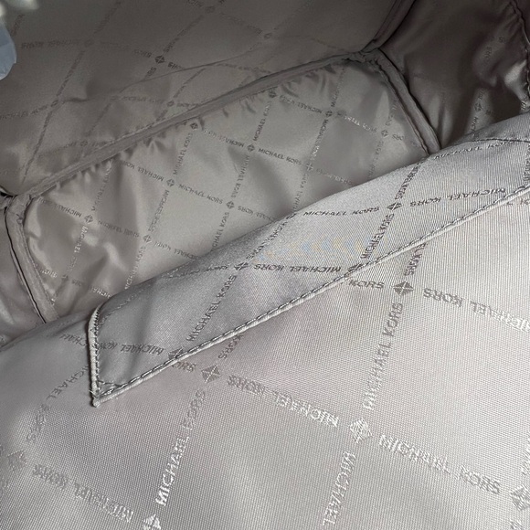 🌸 NWT MICHAEL KORS KENLY MEDIUM BACKPACK LEATHER - Picture 5 of 12